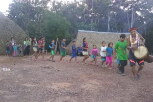 Rufino Danza con NIños